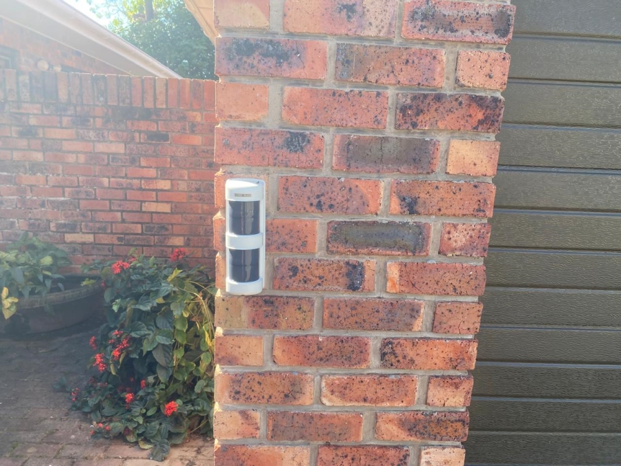 4 Bedroom Property for Sale in Nahoon Valley Park Eastern Cape